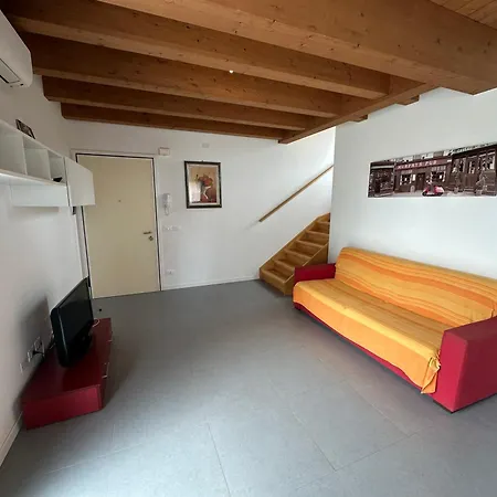 アパート Attico Concordia - Agenzia Cocal *